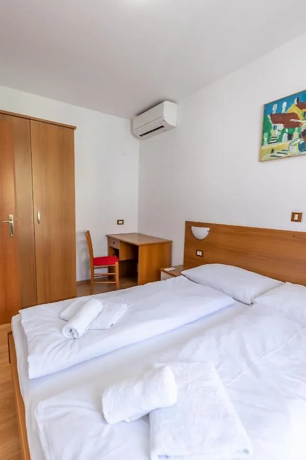 Apartments Liburnija Opatija 0*,