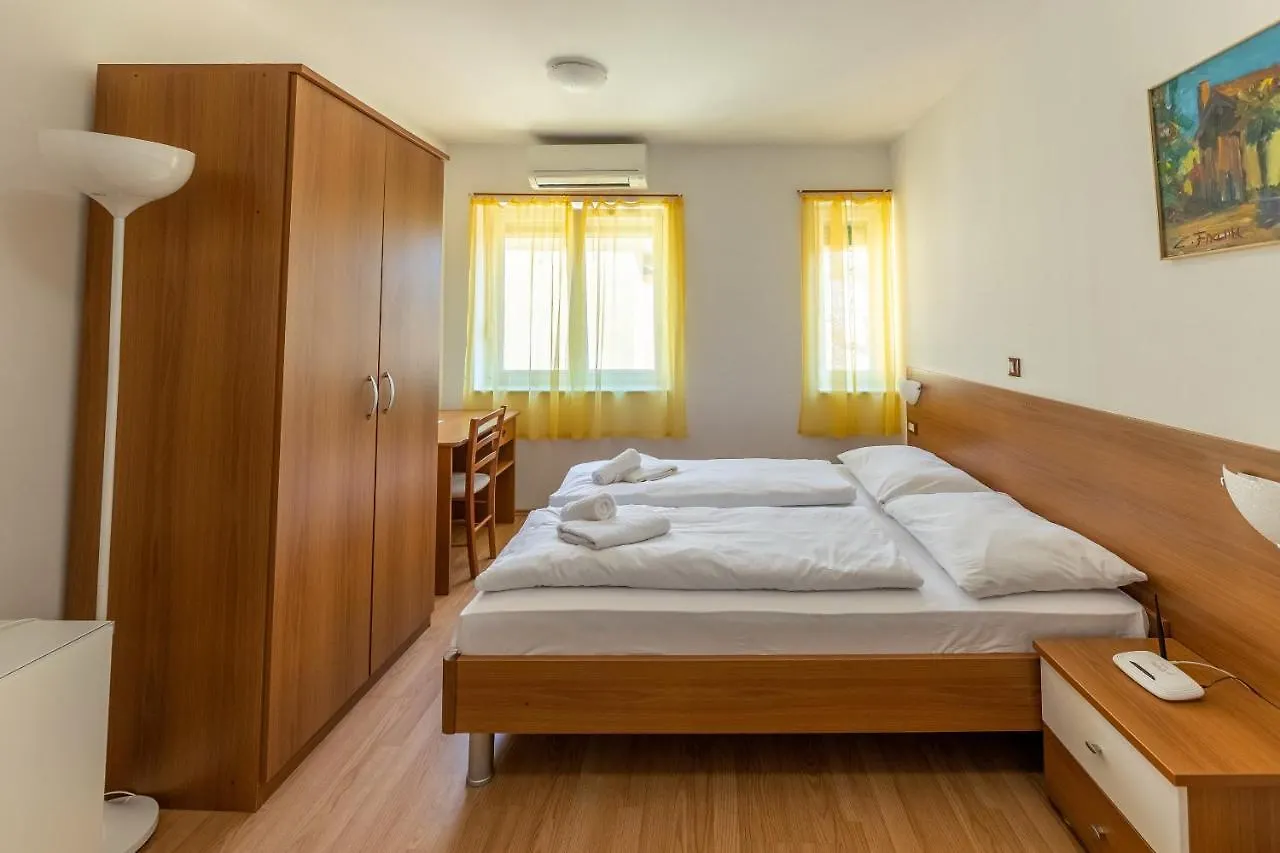 Apartments Liburnija Opatija 0*,  Croatia